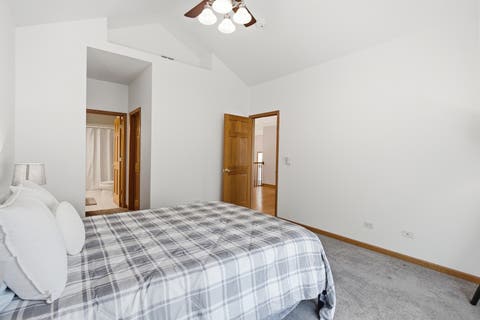 Tiny photo for 5560 Cambridge Way, Hanover Park, IL 60133 (MLS # 12732207)