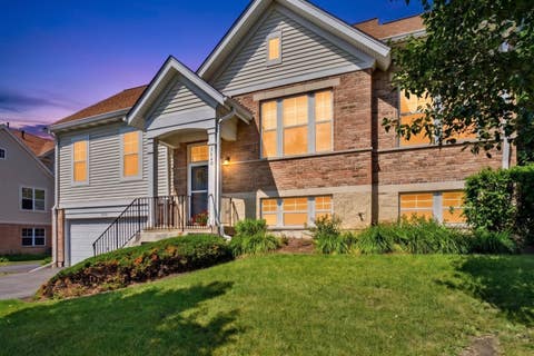 Tiny photo for 5560 Cambridge Way, Hanover Park, IL 60133 (MLS # 12732207)