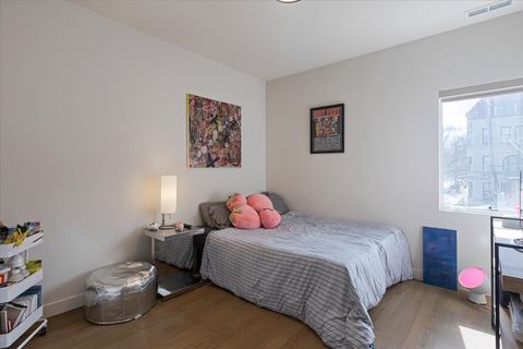 Tiny photo for 559 E 50 Street, Chicago, IL 60615 (MLS # 12595894)