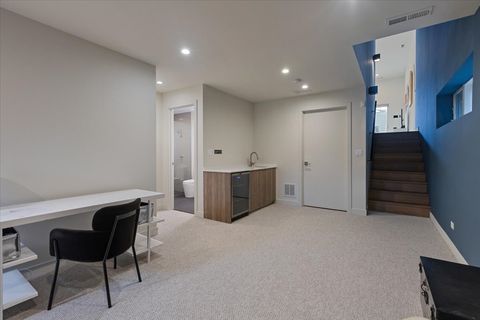 Tiny photo for 559 E 50 Street, Chicago, IL 60615 (MLS # 12595894)