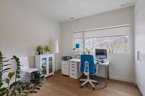 Tiny photo for 559 E 50 Street, Chicago, IL 60615 (MLS # 12595894)