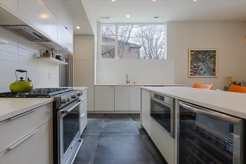 Tiny photo for 559 E 50 Street, Chicago, IL 60615 (MLS # 12595894)