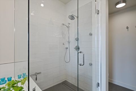 Tiny photo for 559 E 50 Street, Chicago, IL 60615 (MLS # 12595894)