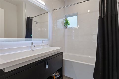 Tiny photo for 559 E 50 Street, Chicago, IL 60615 (MLS # 12595894)