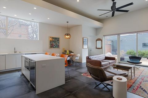 Tiny photo for 559 E 50 Street, Chicago, IL 60615 (MLS # 12595894)