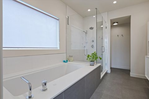 Tiny photo for 559 E 50 Street, Chicago, IL 60615 (MLS # 12595894)