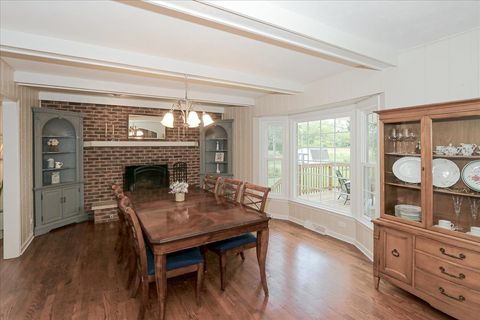 Tiny photo for 547 Lakeview Court, Bartlett, IL 60103 (MLS # 12445201)
