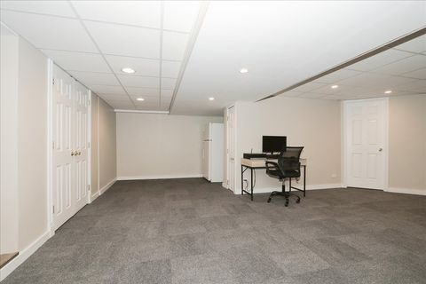 Tiny photo for 547 Lakeview Court, Bartlett, IL 60103 (MLS # 12445201)