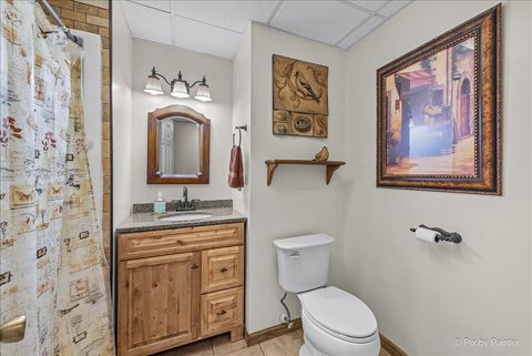 Tiny photo for 422 Princeton Drive, North Aurora, IL 60542 (MLS # 12617838)