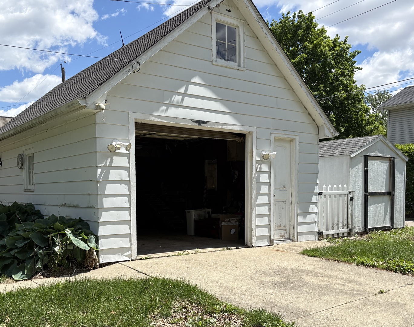 203 E Van Buren Street