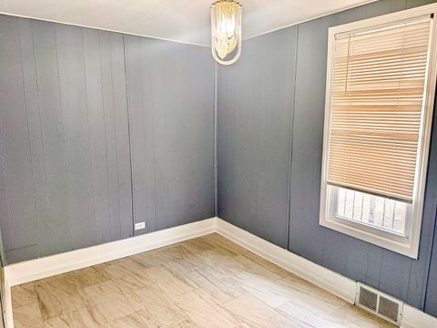 Tiny photo for 324 22nd Avenue, Bellwood, IL 60104 (MLS # 12574315)