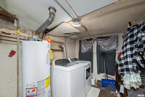 Tiny photo for 1204 N CODY Road, Le Claire, IA 52753 (MLS # QC4265157)