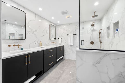 Tiny photo for 180 E Pearson Street #3702, Chicago, IL 60611 (MLS # 12609502)