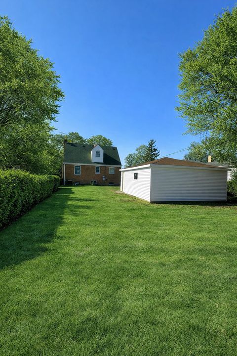 Tiny photo for 215 N Main Street, Mount Prospect, IL 60056 (MLS # 12571832)