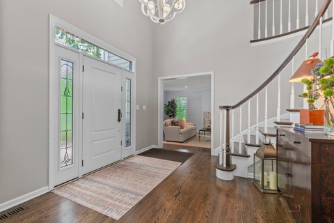 Tiny photo for 121 Pembroke Drive, Lincolnshire, IL 60045 (MLS # 12639296)