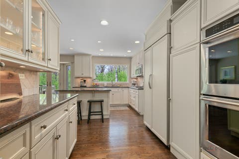 Tiny photo for 121 Pembroke Drive, Lincolnshire, IL 60045 (MLS # 12639296)