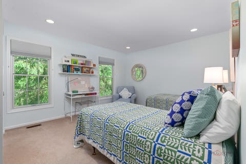 Tiny photo for 121 Pembroke Drive, Lincolnshire, IL 60045 (MLS # 12639296)