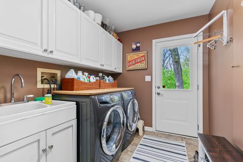 Tiny photo for 121 Pembroke Drive, Lincolnshire, IL 60045 (MLS # 12639296)