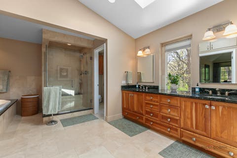 Tiny photo for 121 Pembroke Drive, Lincolnshire, IL 60045 (MLS # 12639296)
