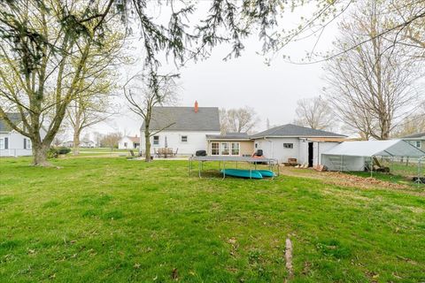 Tiny photo for 105 Detweiller Street, Congerville, IL 61729 (MLS # 12616268)