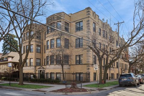 Tiny photo for 6449 N SEELEY Avenue #1, Chicago, IL 60645 (MLS # 12583382)