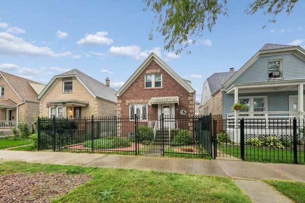 4541 W MONTANA ST, CHICAGO, IL 60639 - Image 60ed4e387592d846b07f09ca2dc06ecf/940349274