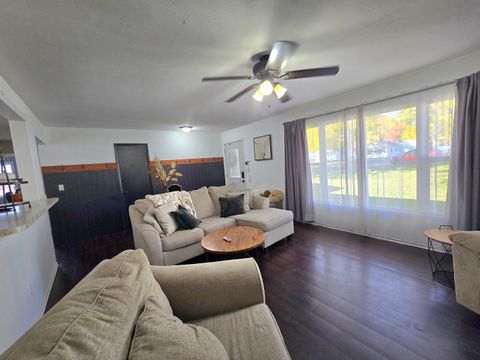 Tiny photo for 140 W Second Avenue, Clifton, IL 60927 (MLS # 12508626)