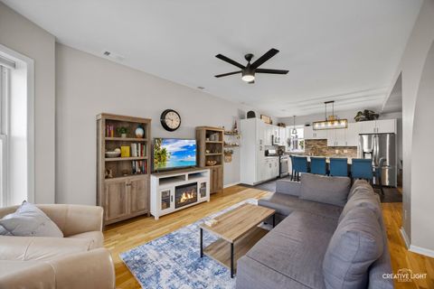 Tiny photo for 4351 S Greenwood Avenue #3N, Chicago, IL 60653 (MLS # 12486935)