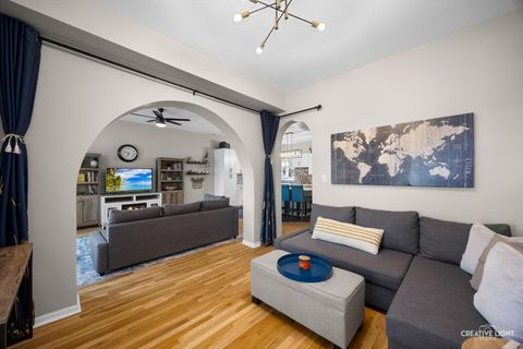 Tiny photo for 4351 S Greenwood Avenue #3N, Chicago, IL 60653 (MLS # 12486935)