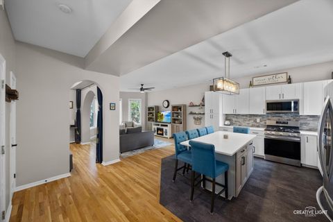 Tiny photo for 4351 S Greenwood Avenue #3N, Chicago, IL 60653 (MLS # 12486935)