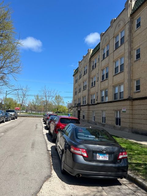 Tiny photo for 2254 W Arthur Avenue #1051A, Chicago, IL 60645 (MLS # 12604297)