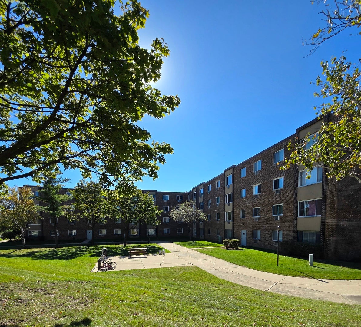1475 Rebecca Drive 409