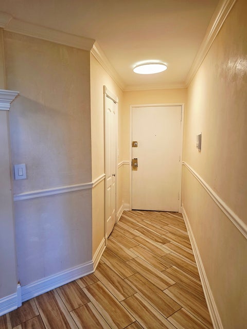 Tiny photo for 1475 Rebecca Drive #409, Hoffman Estates, IL 60169 (MLS # 12788326)