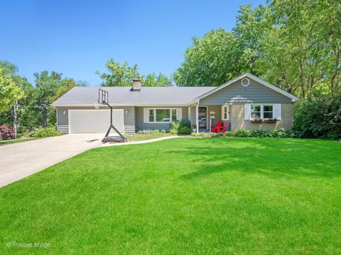 Tiny photo for 3913 Forest Avenue, Downers Grove, IL 60515 (MLS # 12671746)