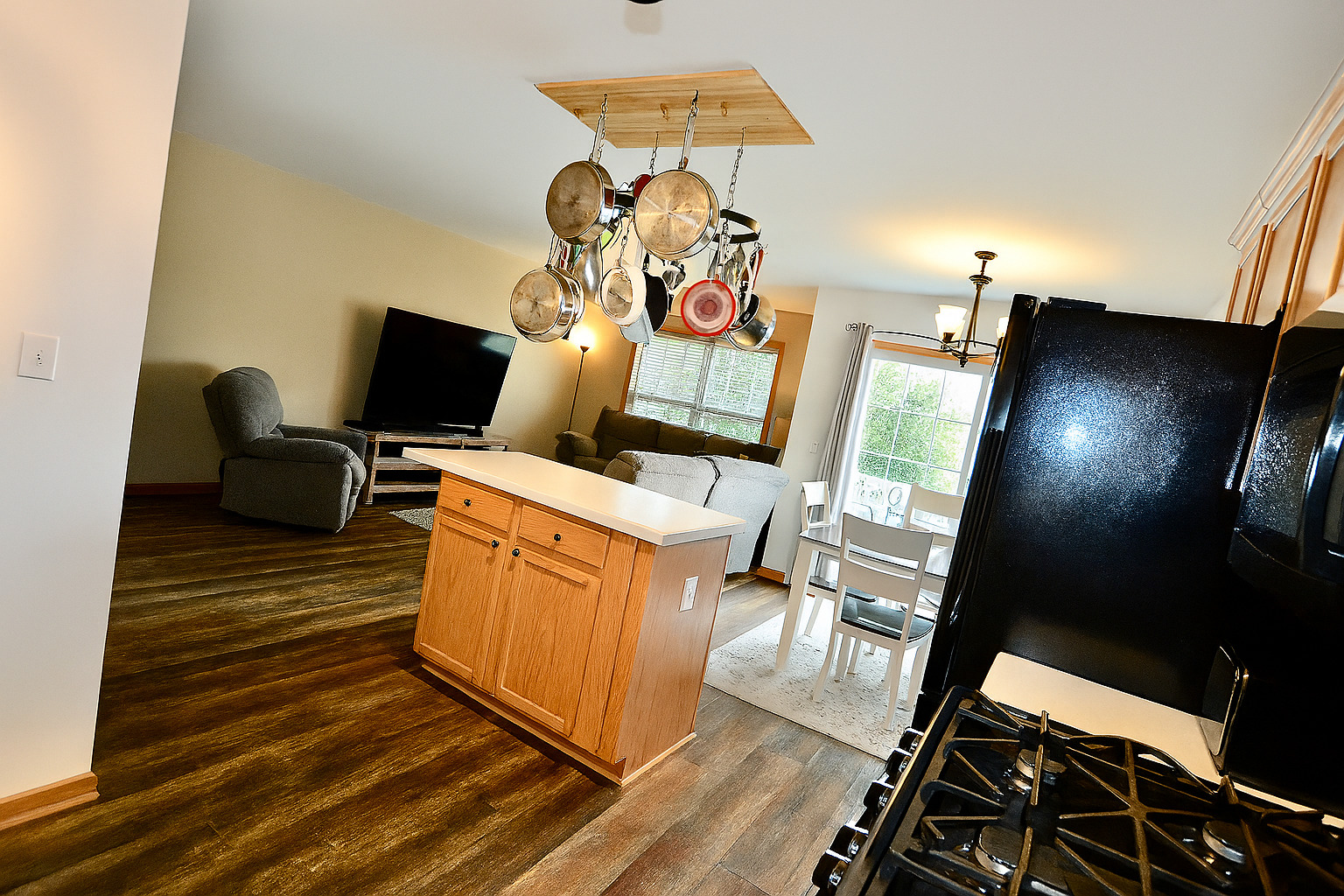 611 Southtowne Drive 14