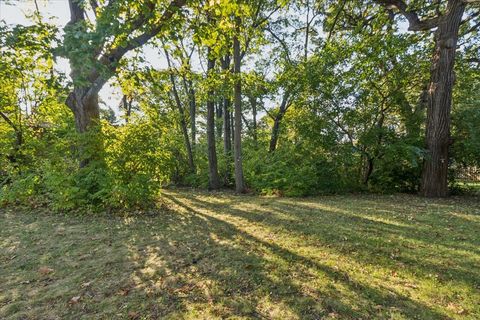 Tiny photo for 5112 Main Street, Lisle, IL 60532 (MLS # 12457979)