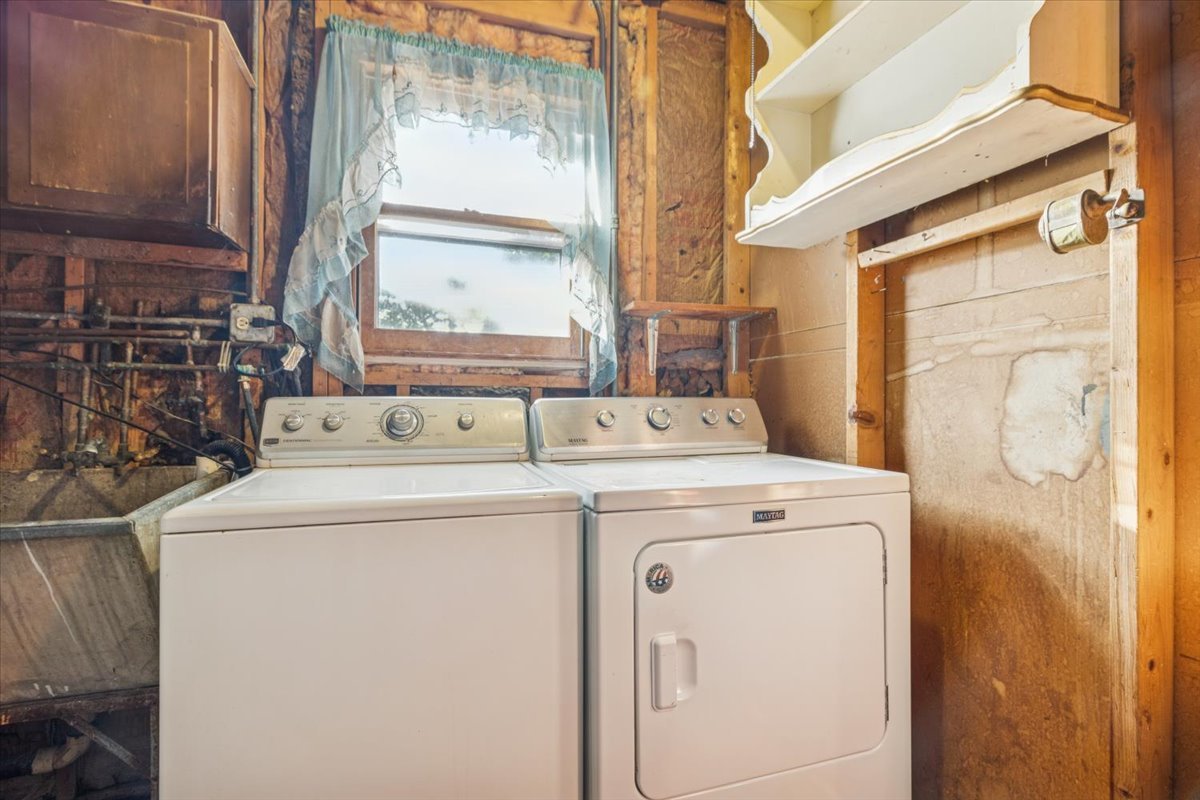 Lisle, Illinois 60532, United States, 4 Bedrooms Bedrooms, ,2 BathroomsBathrooms,Residential,Active,229596