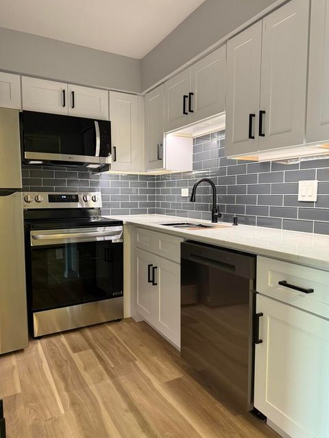 Tiny photo for 14970 Pulaski Road #5, Midlothian, IL 60445 (MLS # 12522521)