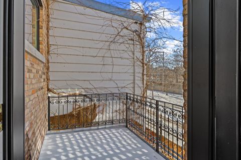 Tiny photo for 3818 N Alta Vista Terrace, Chicago, IL 60613 (MLS # 12555881)