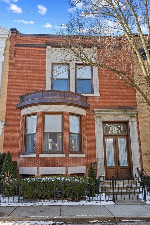 Photo of 3818 N Alta Vista Terrace, Chicago, IL 60613 (MLS # 12555881)