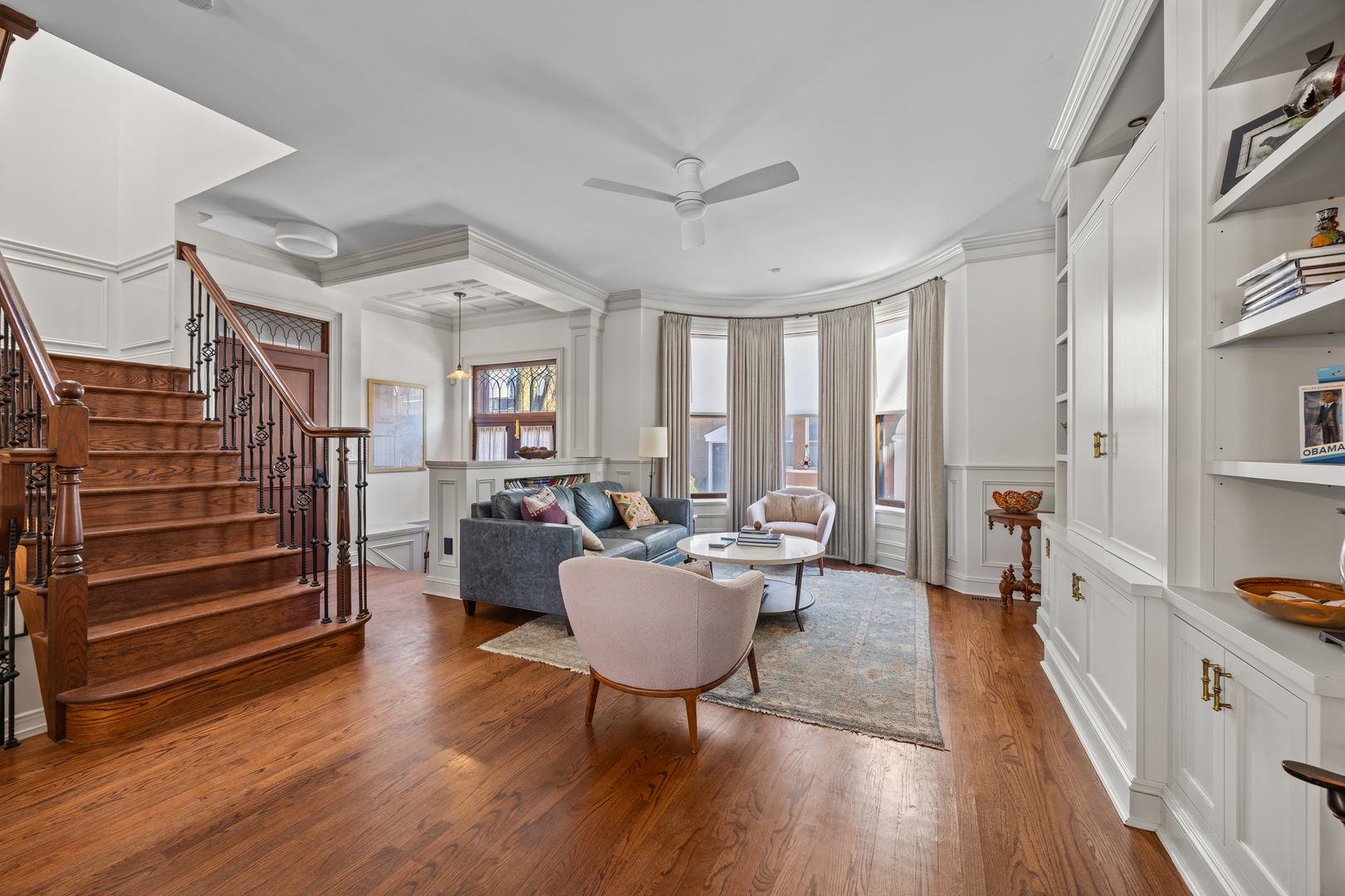 3818 N Alta Vista Terrace