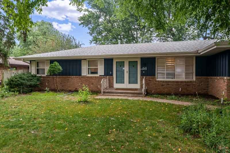 823 PINE VALLEY Drive