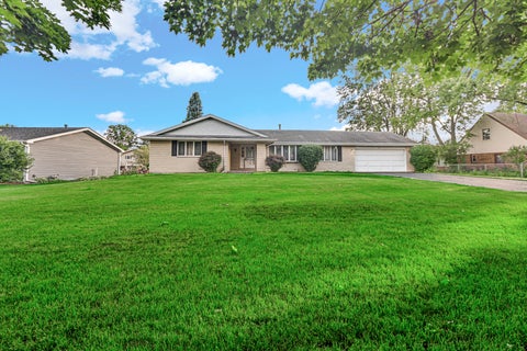 Photo of 325 Wintree Lane, New Lenox, IL 60451 (MLS # 12672086)