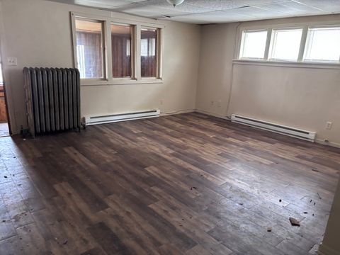 Tiny photo for 231 3rd Avenue, Clinton, IA 52732 (MLS # 12609282)