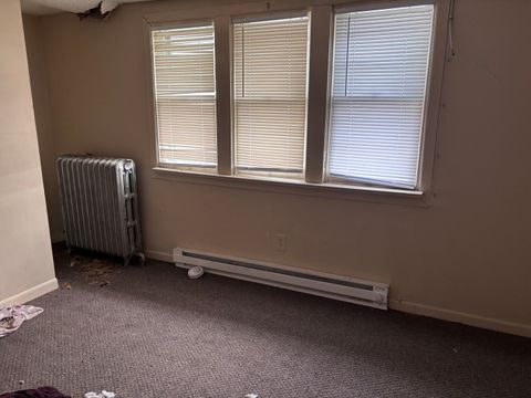 Tiny photo for 231 3rd Avenue, Clinton, IA 52732 (MLS # 12609282)