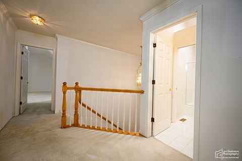 Tiny photo for 16W536 58th Street, Clarendon Hills, IL 60514 (MLS # 12598390)