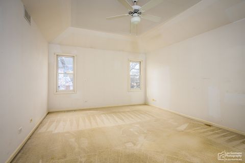 Tiny photo for 16W536 58th Street, Clarendon Hills, IL 60514 (MLS # 12598390)