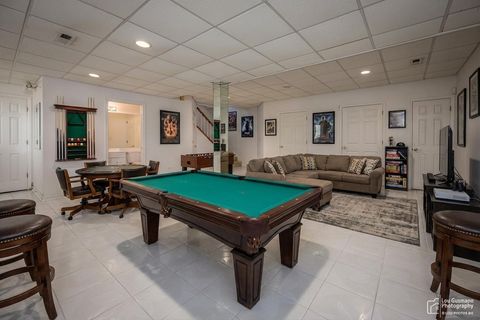 Tiny photo for 16W536 58th Street, Clarendon Hills, IL 60514 (MLS # 12598390)