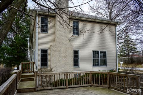 Tiny photo for 16W536 58th Street, Clarendon Hills, IL 60514 (MLS # 12598390)