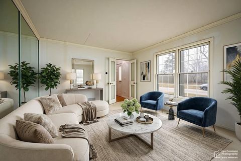 Tiny photo for 16W536 58th Street, Clarendon Hills, IL 60514 (MLS # 12598390)